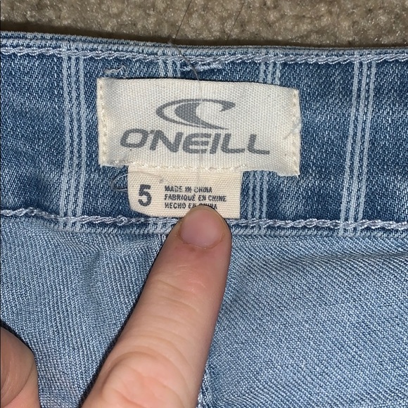 Shorts - Picture 2 of 4